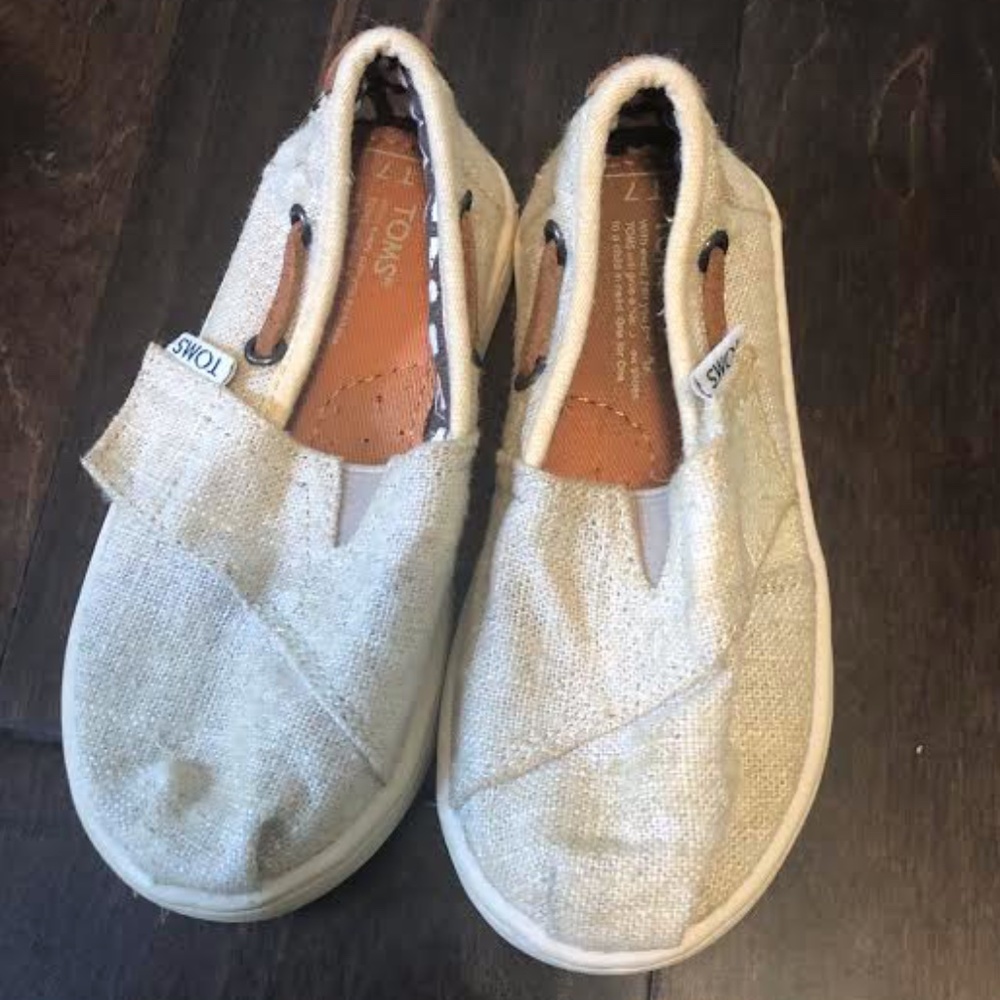 Tiny Toms
